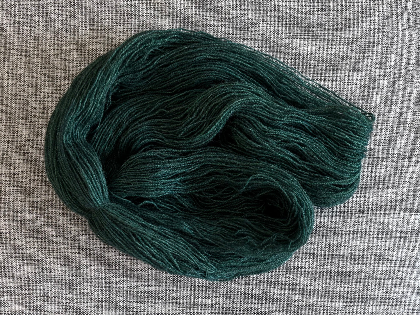 Kuusama - Finnish 100% sheep wool yarn 95g/385m, color: Sea Kings Cologne. Small batch!