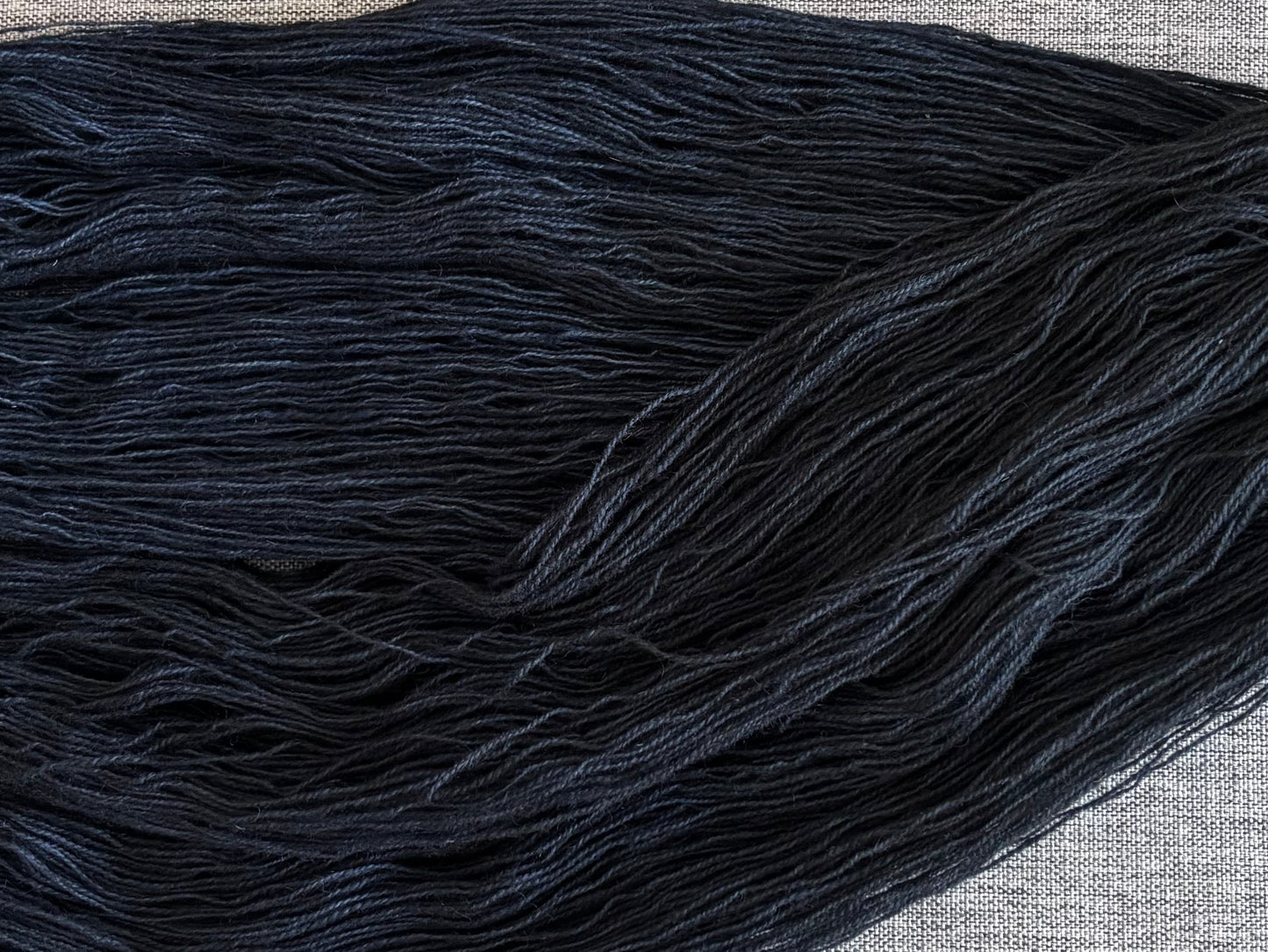 Kuusama - Finnish 100% sheep wool yarn 95g/385m, color: Starless night. Small batch!