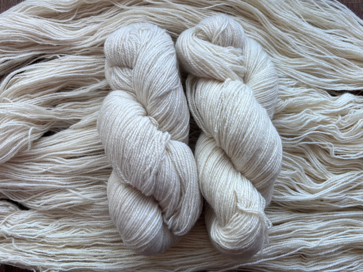 Kuusama - Finnish 100% sheep wool yarn 95g/385m, color: Undyed natural white. Small batch!